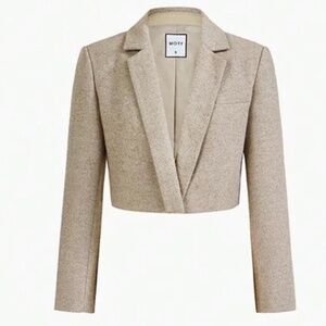 MOTF STUDIO WOOL SOLID LAPEL COLLAR CROP BLAZER
